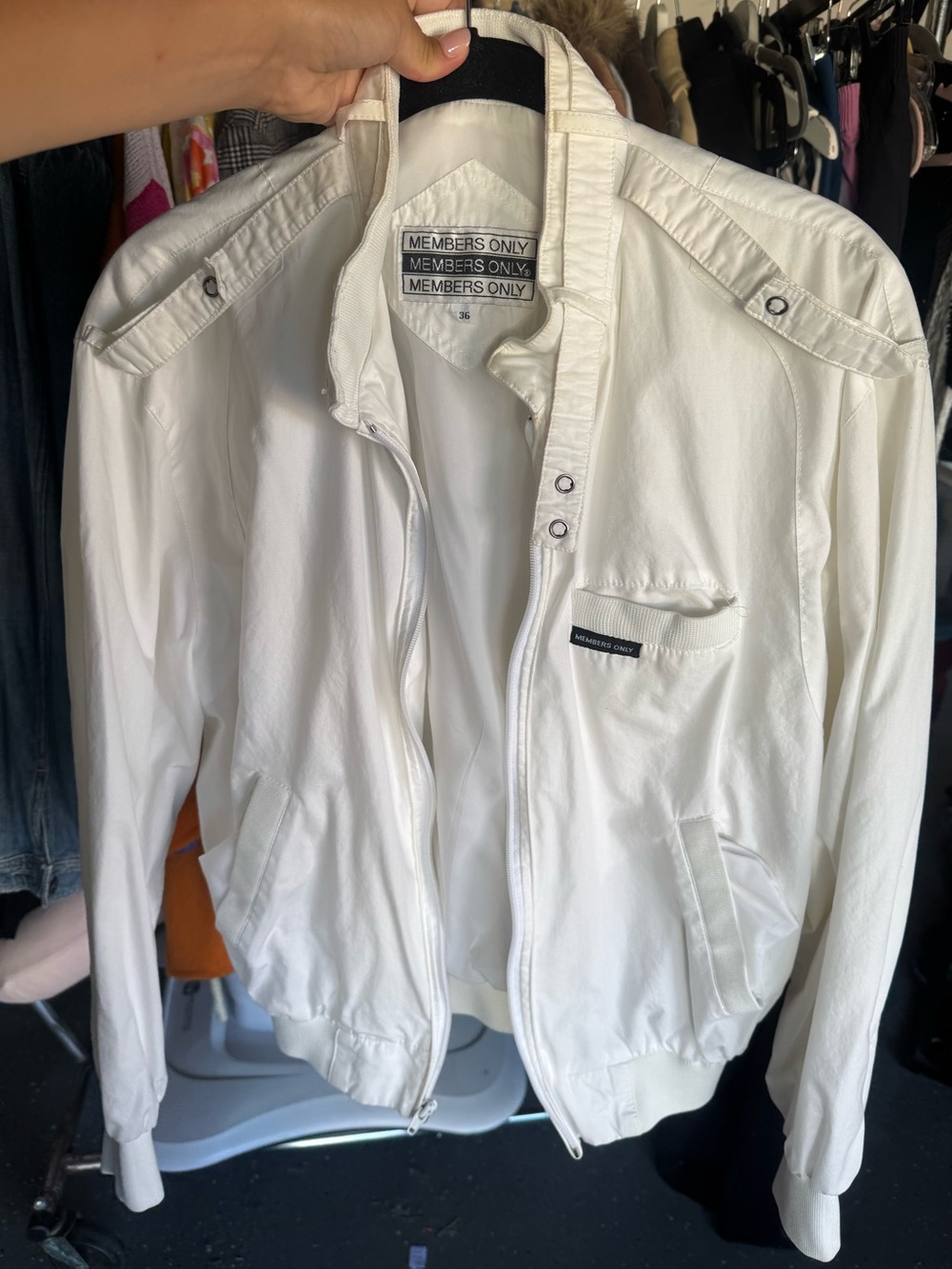 Members Only White Men’s Bomber Jacket with Snap Collar Like New Vintage.